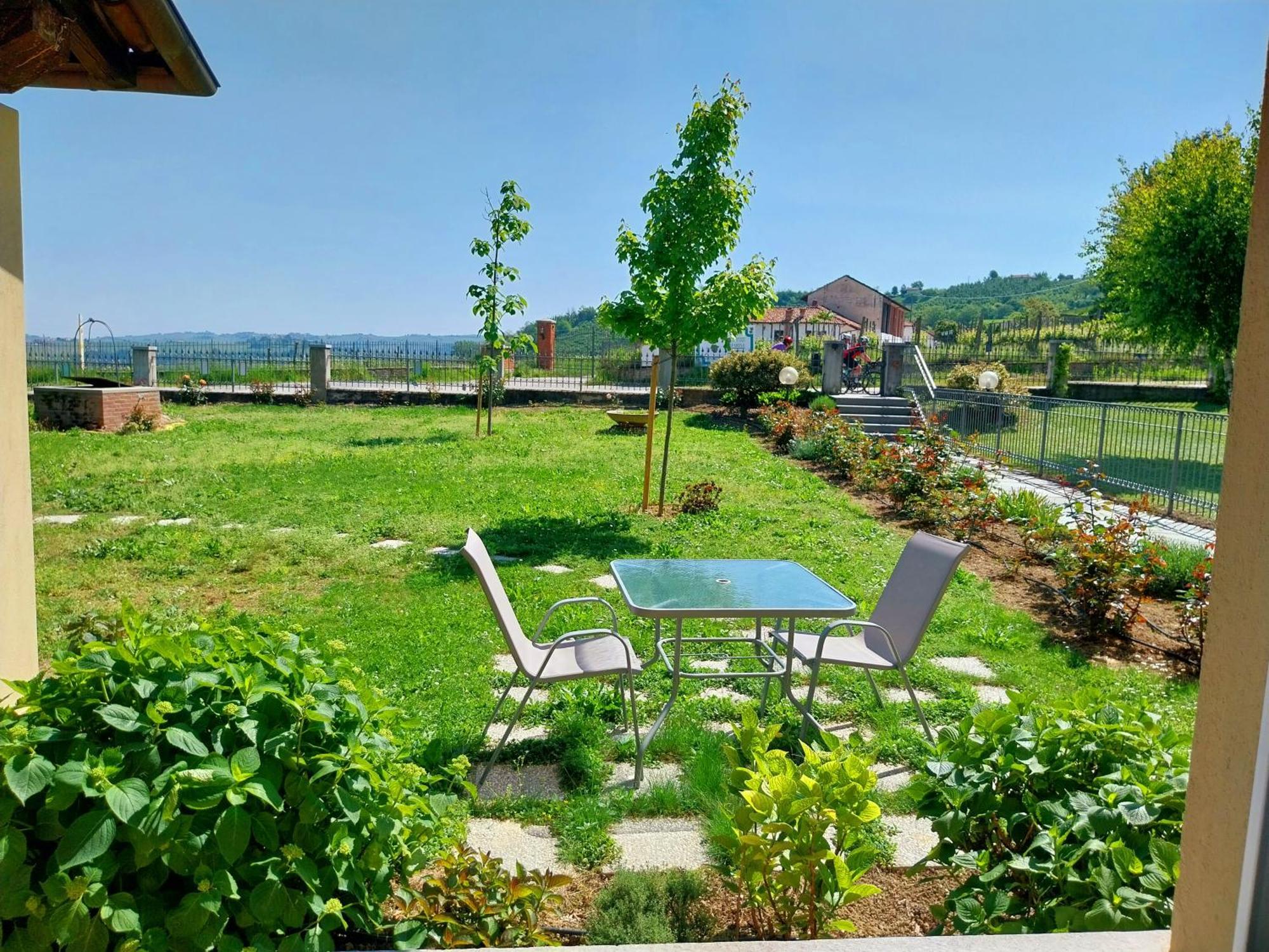 Villa Bellavista Alba, B&B Buitenkant foto