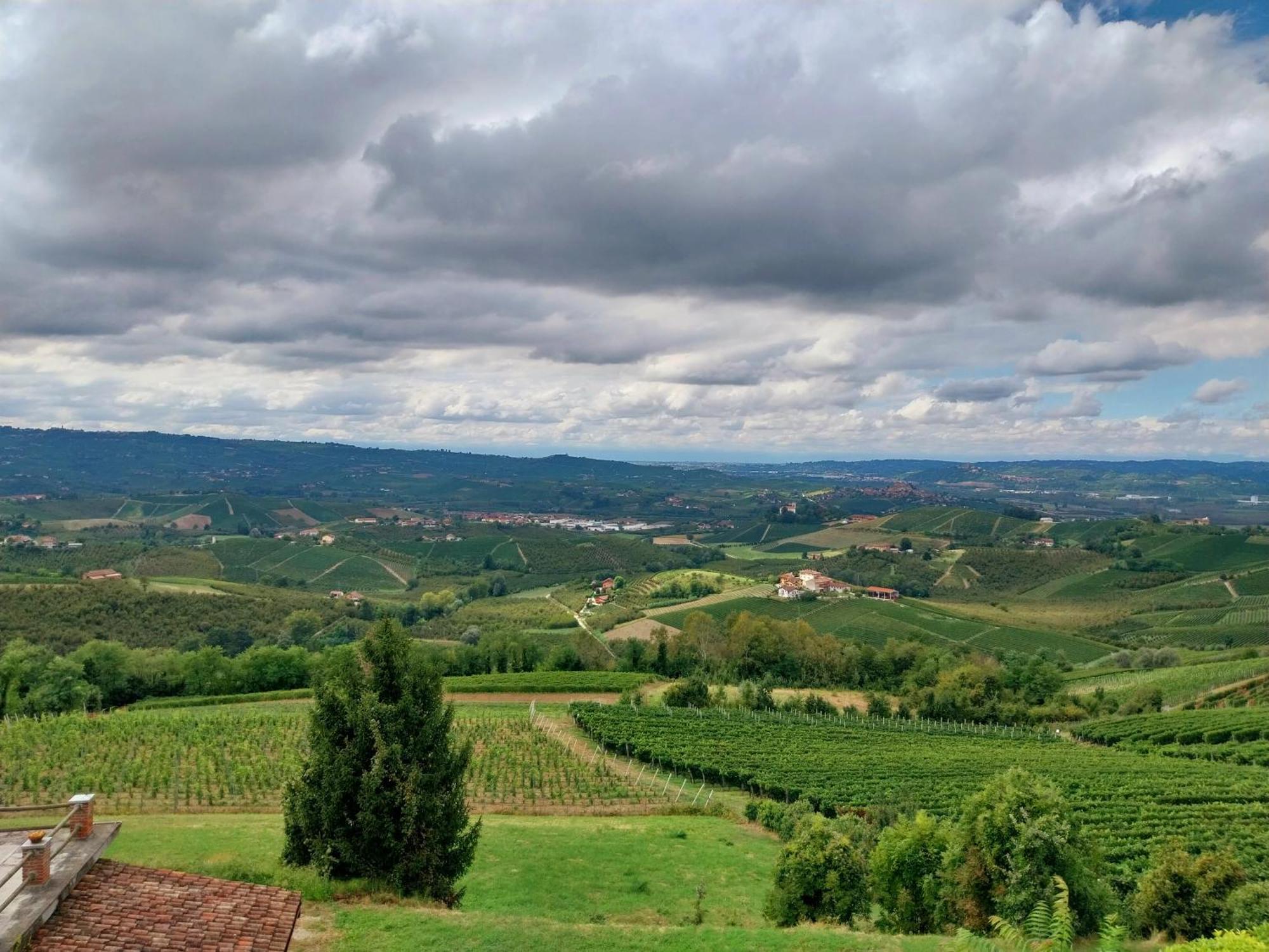 Villa Bellavista Alba, B&B Buitenkant foto